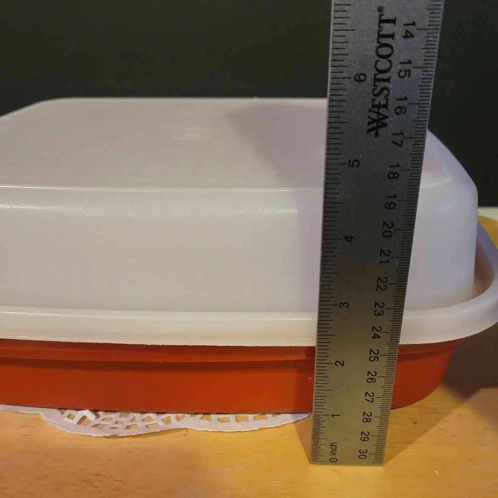 Set of 2 Vintage Tupperware Marinade/Storage Trays Paprika Red w/ Lids - Picture 4 of 11